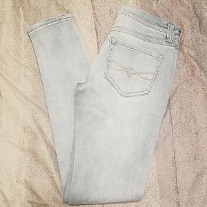 Mudd skinny fit light wash jeans sz 3